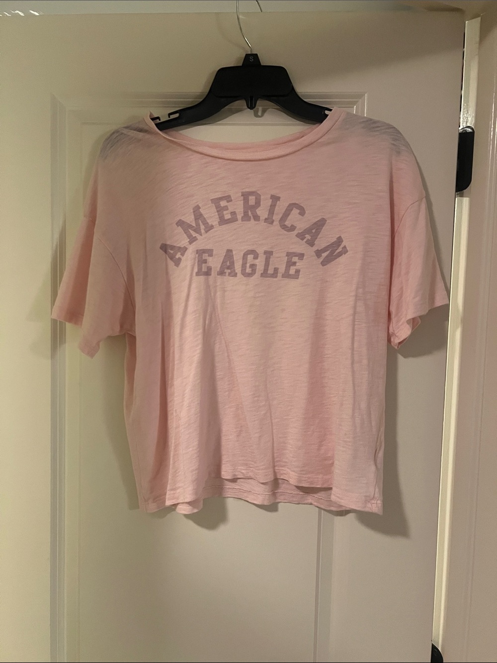 American Eagle Outfitters Light Pink Graphic Tee